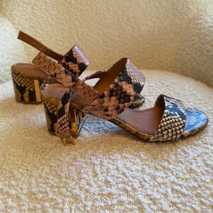 Sold Stylish Snakeskin Patterned Women's Sandals